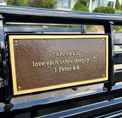 SC26 Glossblack Plaque Bibleverse Lovedeeply