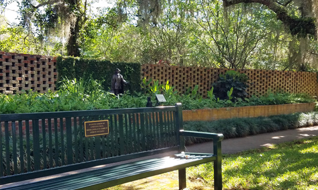 Image 4 Reading Bench Brookgreen Gardens Plaque