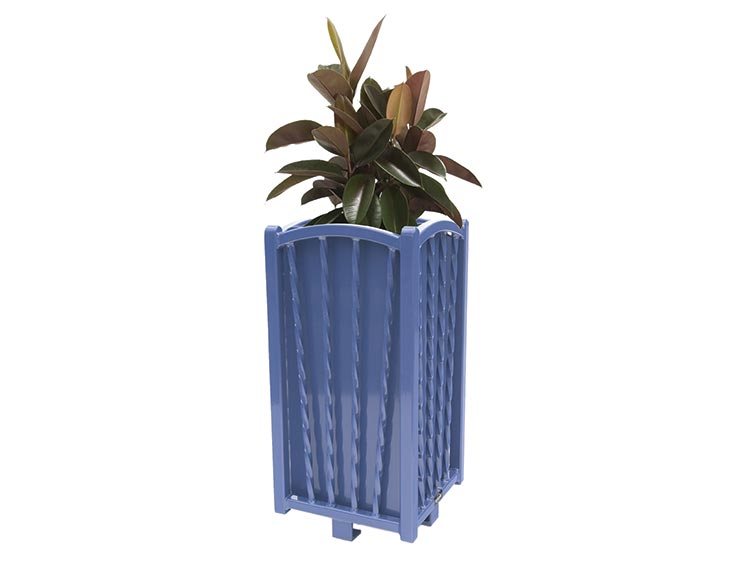 Kerrington Planter Main