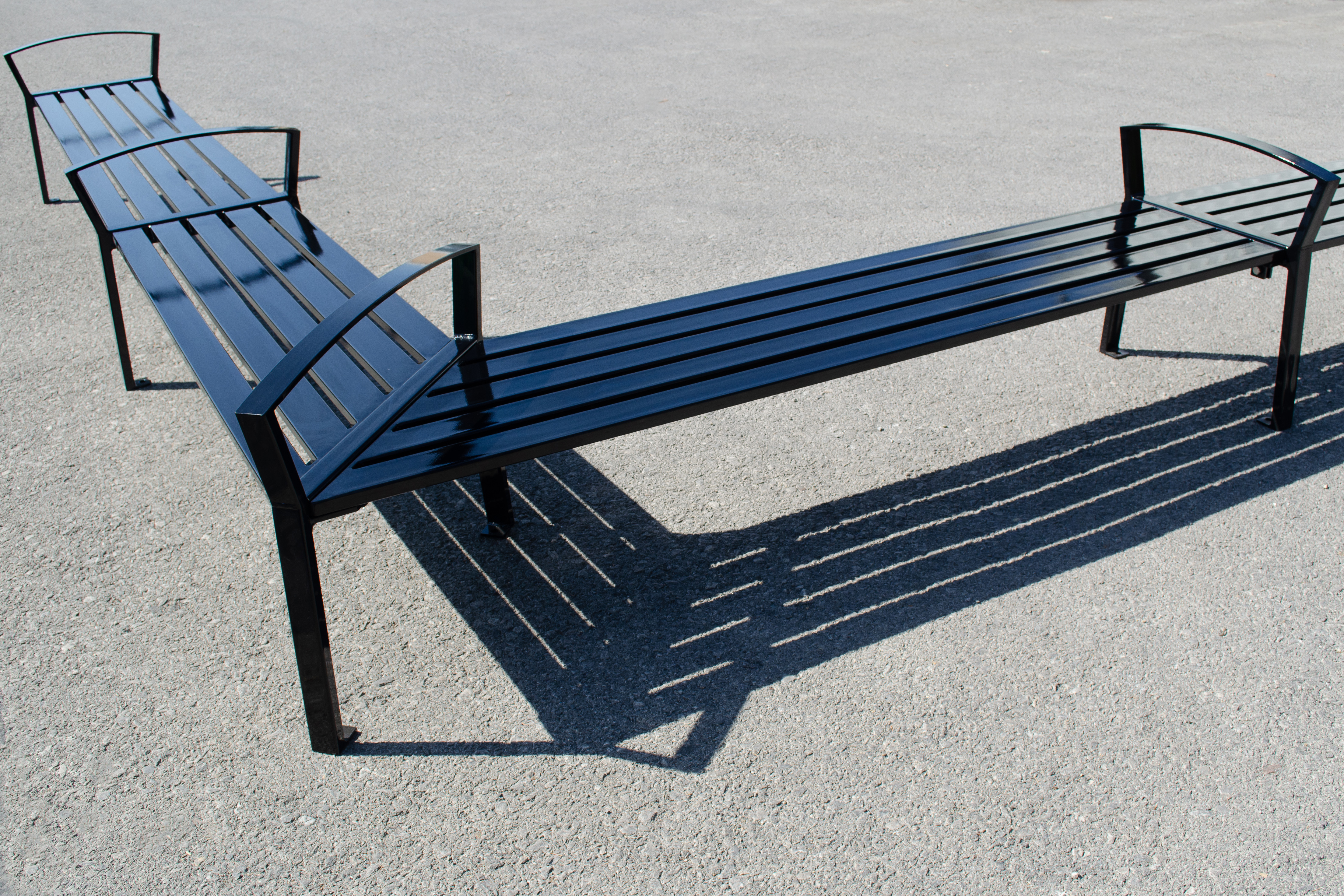 Everett Bench Without Back Glossblack Custom Corner Configuration