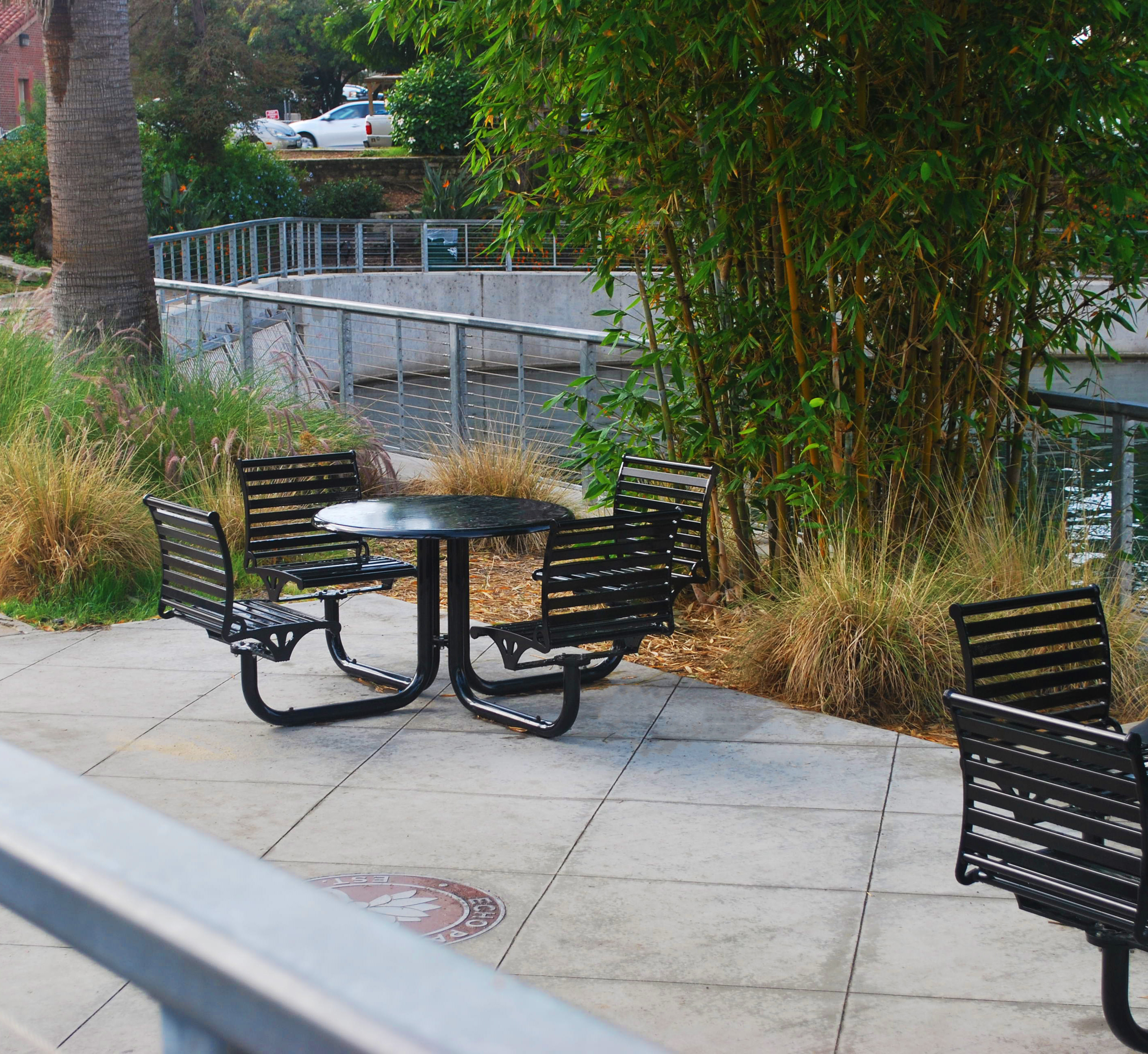 Schenley Round Table With Back Glossblack Municipal Park Losangelesca
