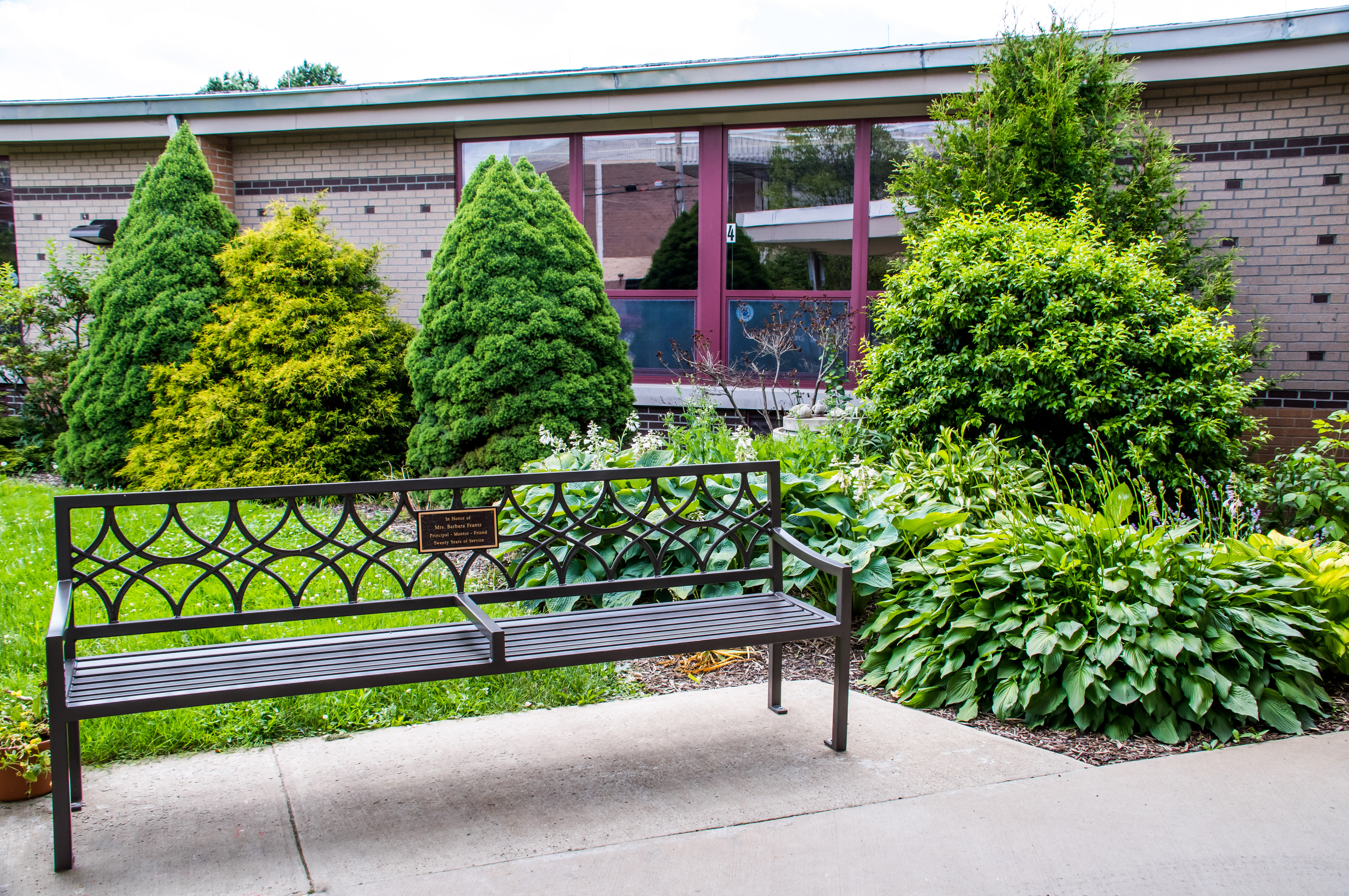 Kilian Bench With Back 8Ft Center Arm Charcoal Education Elementaryschool Butlerpa