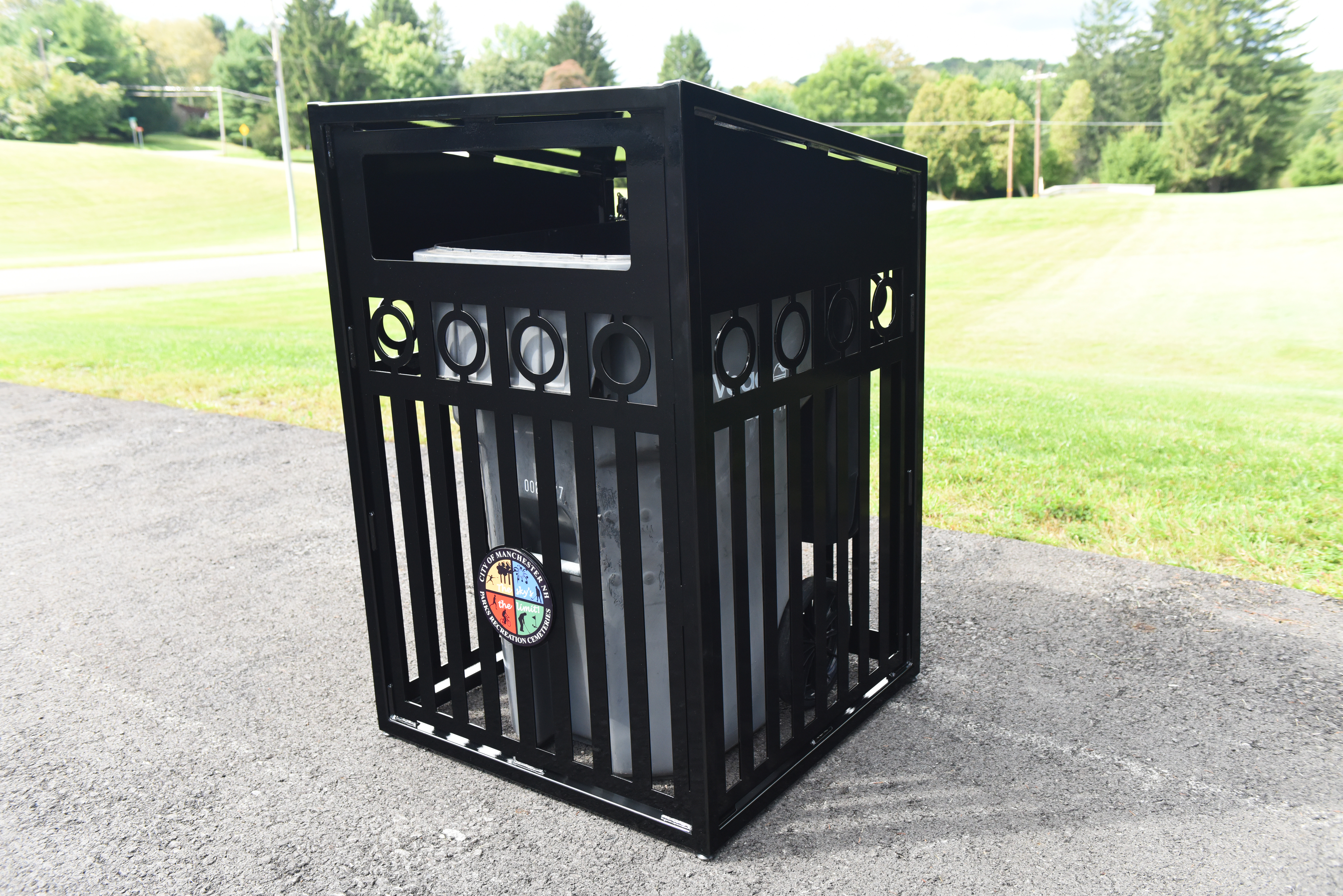 Atlanta Custom Trash Bin Holder Glossblack Keyshieldart City