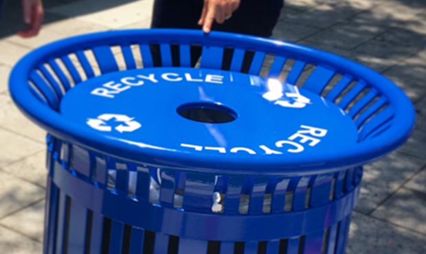 07202017 Blog Site Furniture Litter Blue