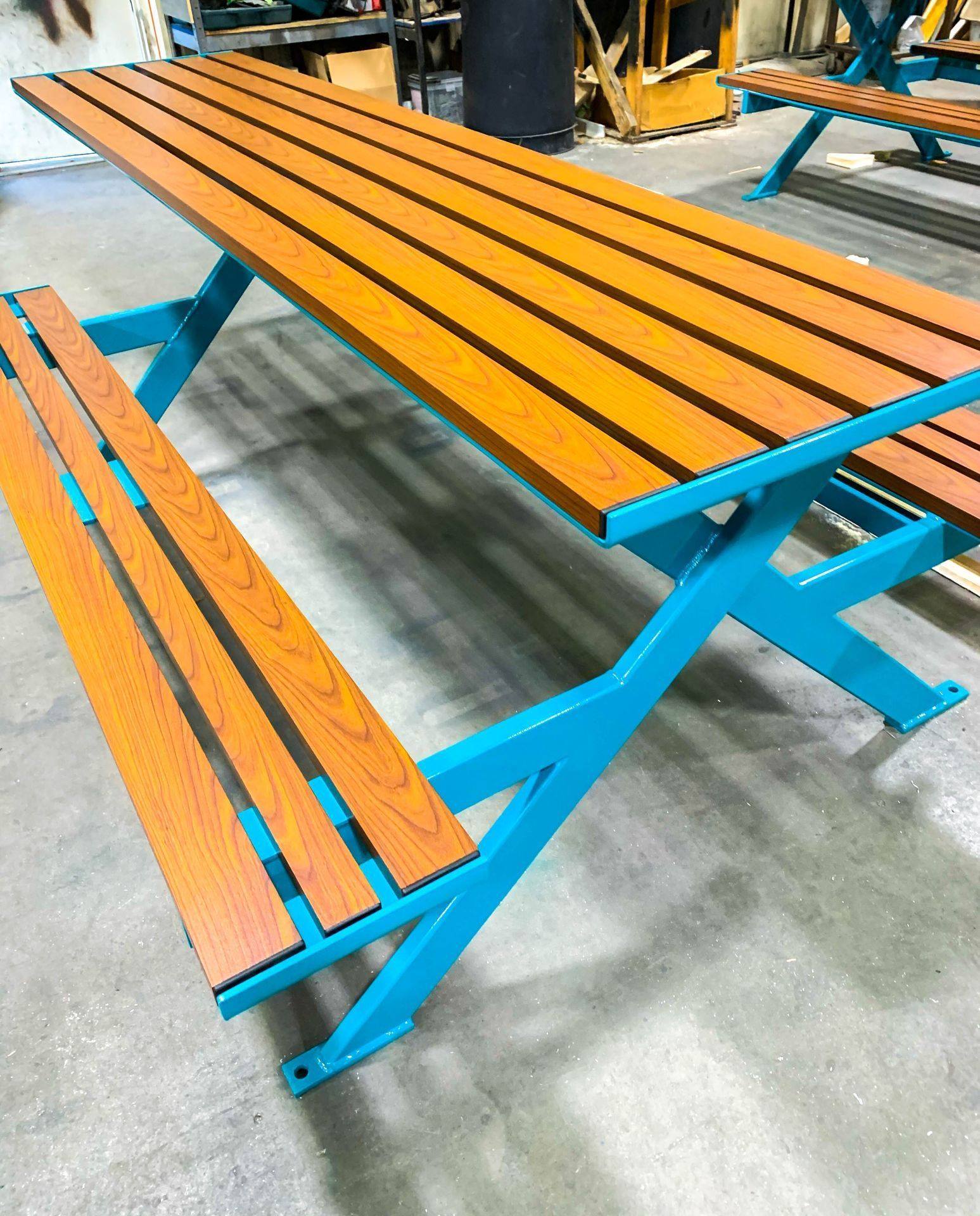 Breakwater Picnic Table 6Ft ADA Customblue Woodgrainaluminum Orientalbeech Krdplant