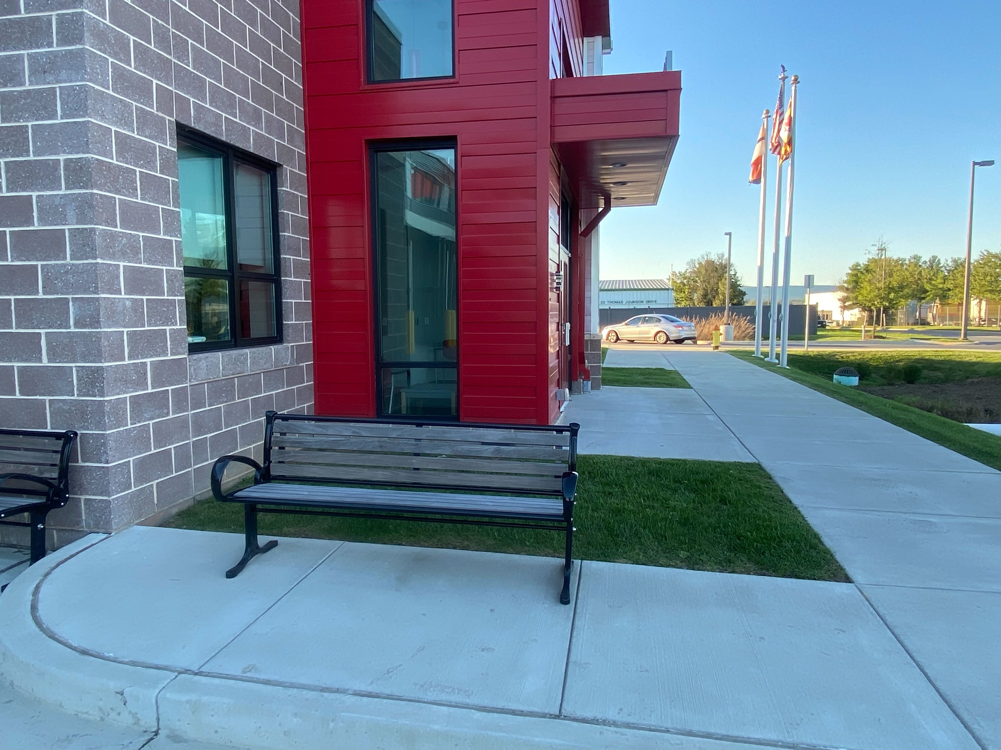 Robinson Bench With Back 6Ft Glossblack Ipe Municipal Firestation Frederickmd2