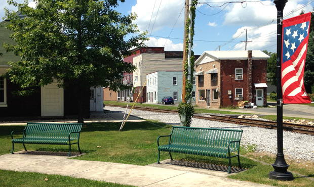 Image 9 Pullman Bench