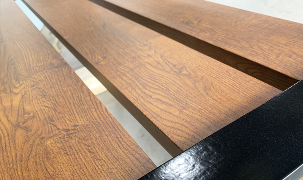Image 4 Antiqueoak Closeup