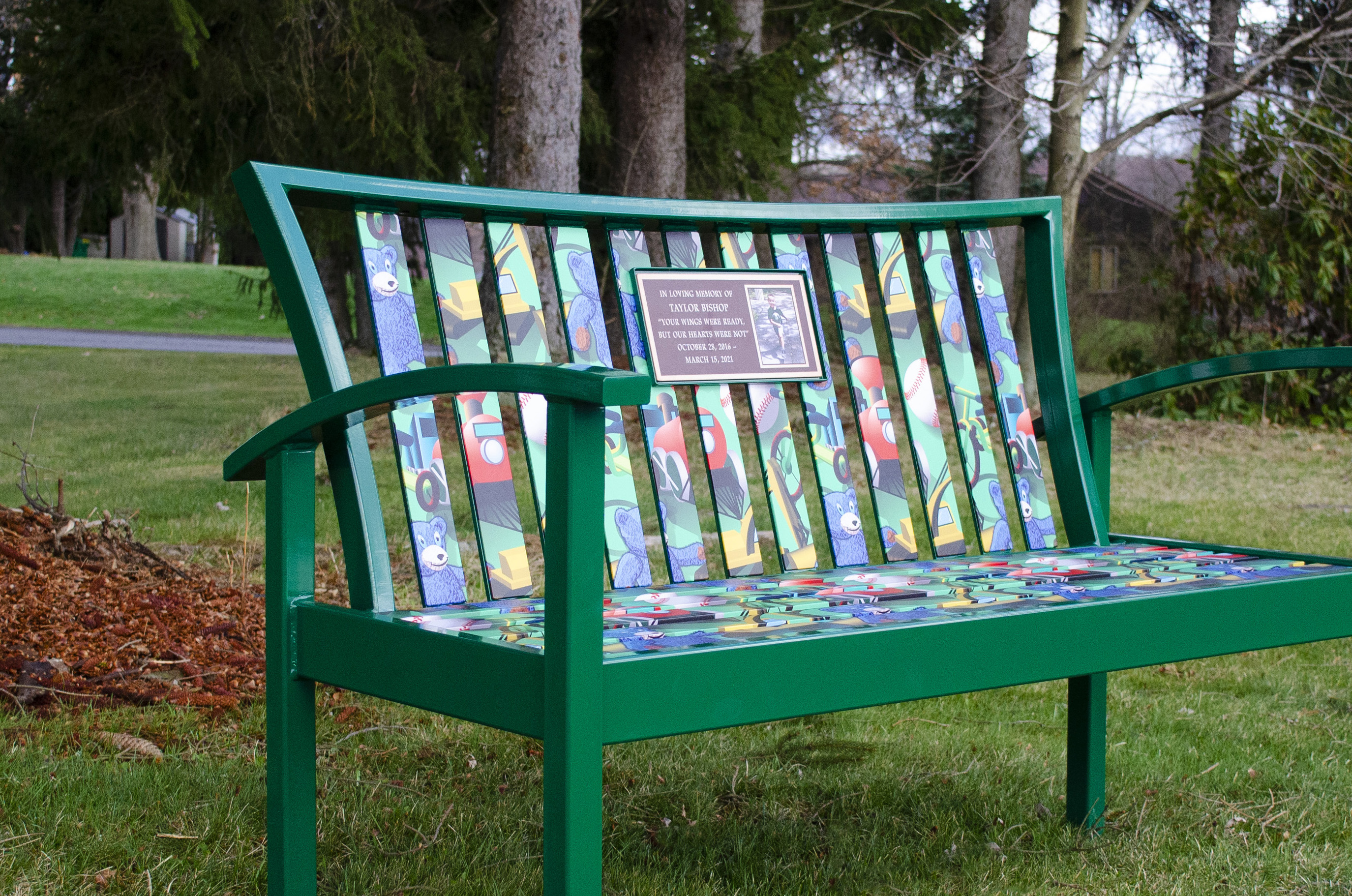 Exeter Bench With Back 6Ft Plaque Evergreen Keyshieldart Park