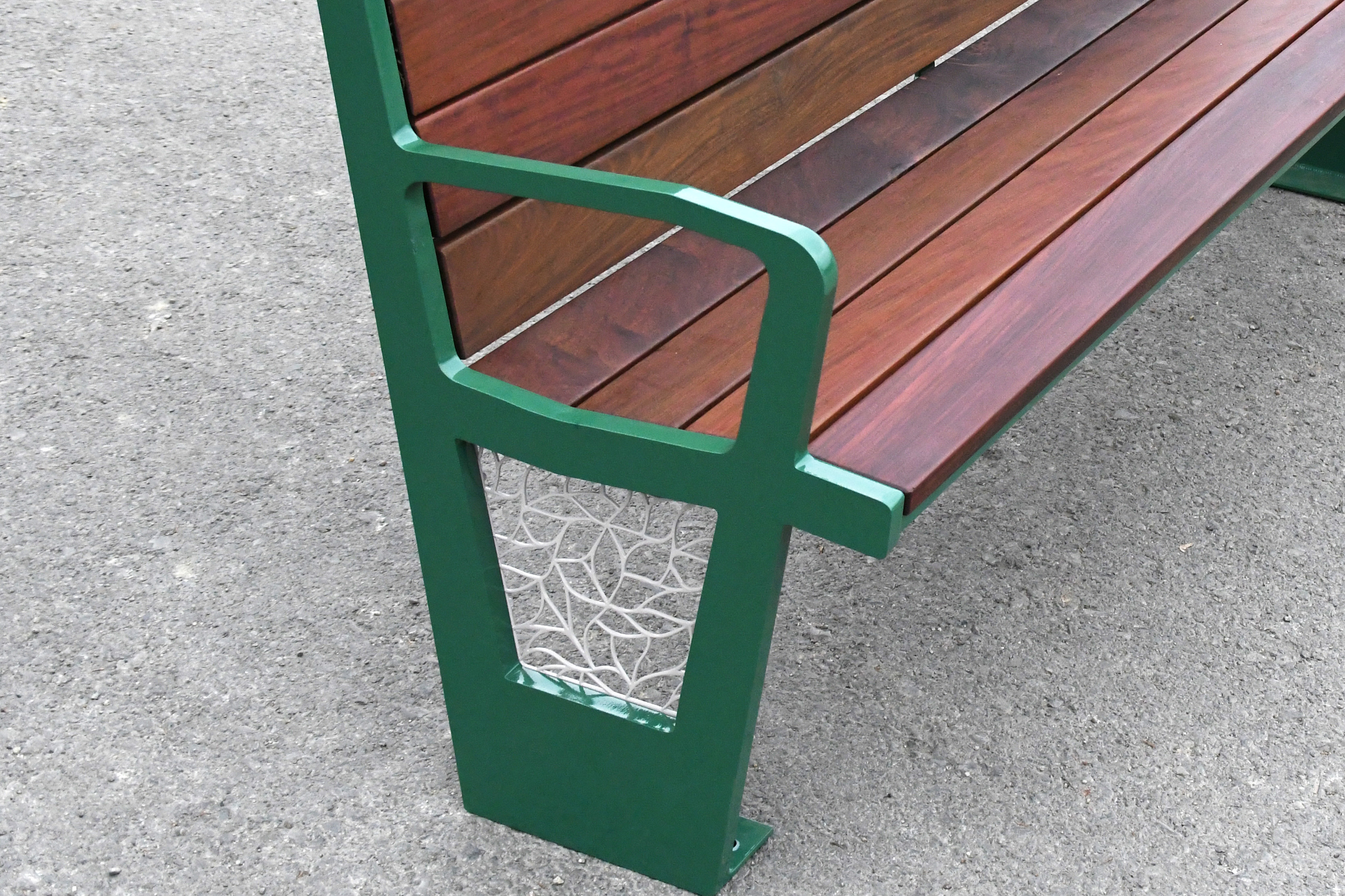 Creekview Bench With Back Ipe Lasercut Customgreen