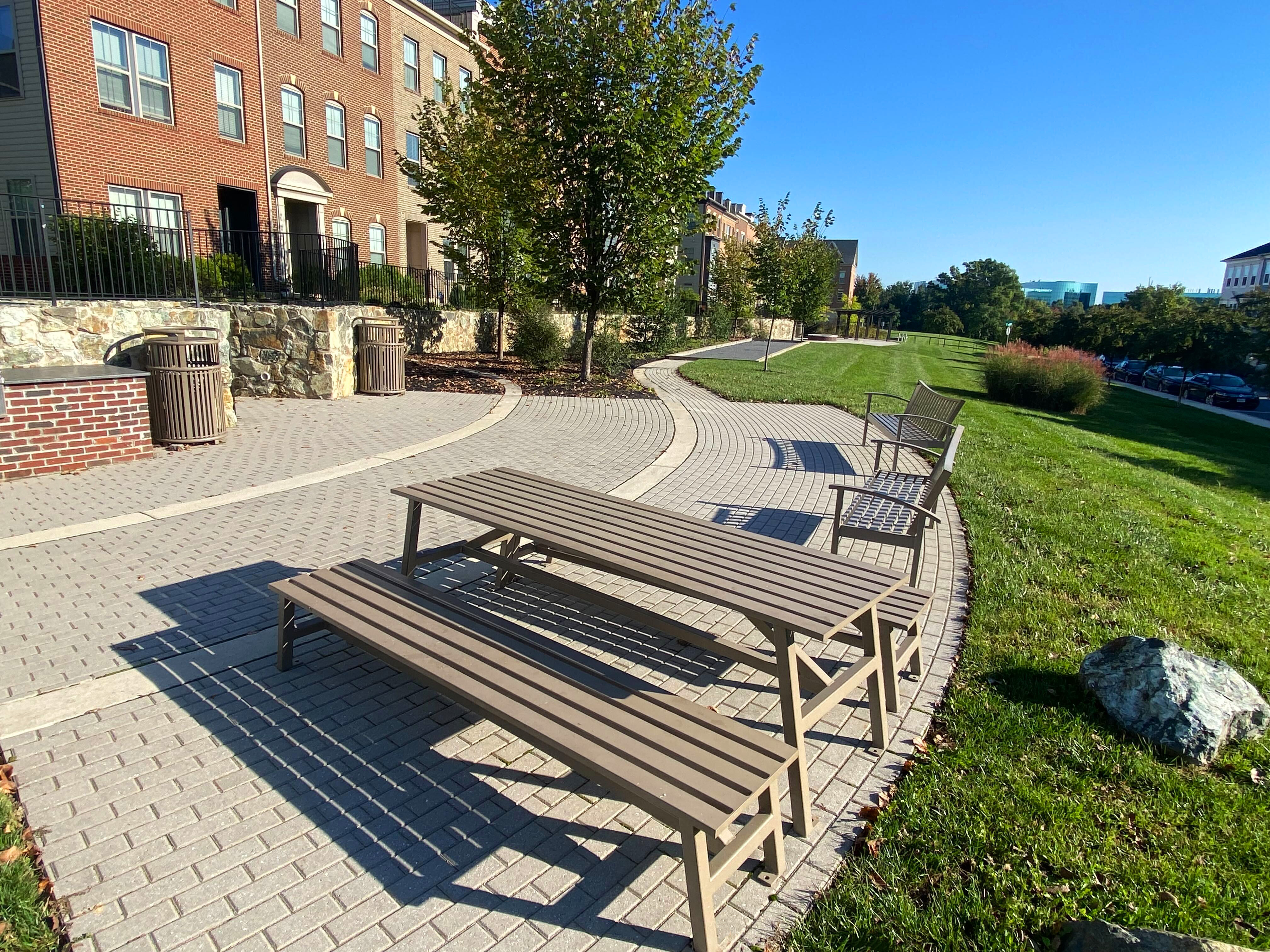 Breakwater Harvest Table 6Ft Exeter Bench With Back 6Ft Galleria Litter Receptacle 32Gal Champagne Residential Rockvillemd