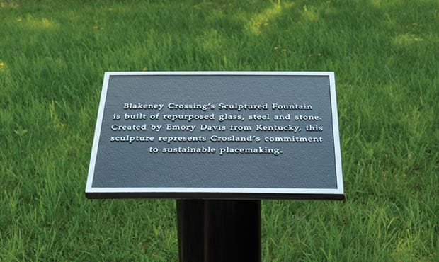 07132015 Blog Site Furniture Plaque Stand