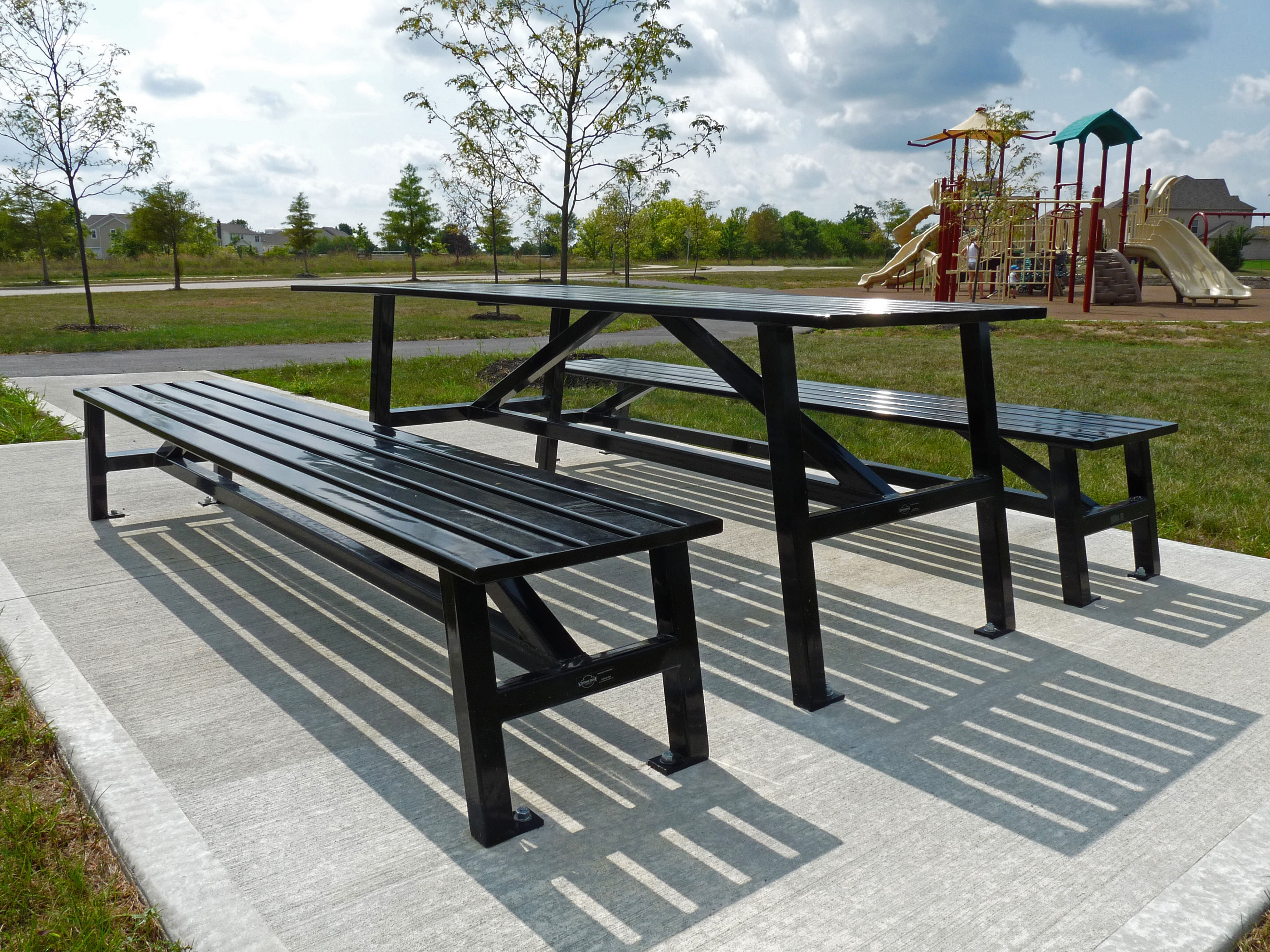 Breakwater Harvest Table 6Ft Glossblack Residential Playground