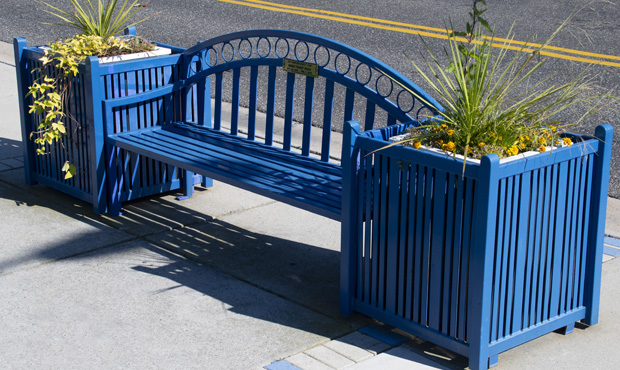 Image 8 Reading Square Planters