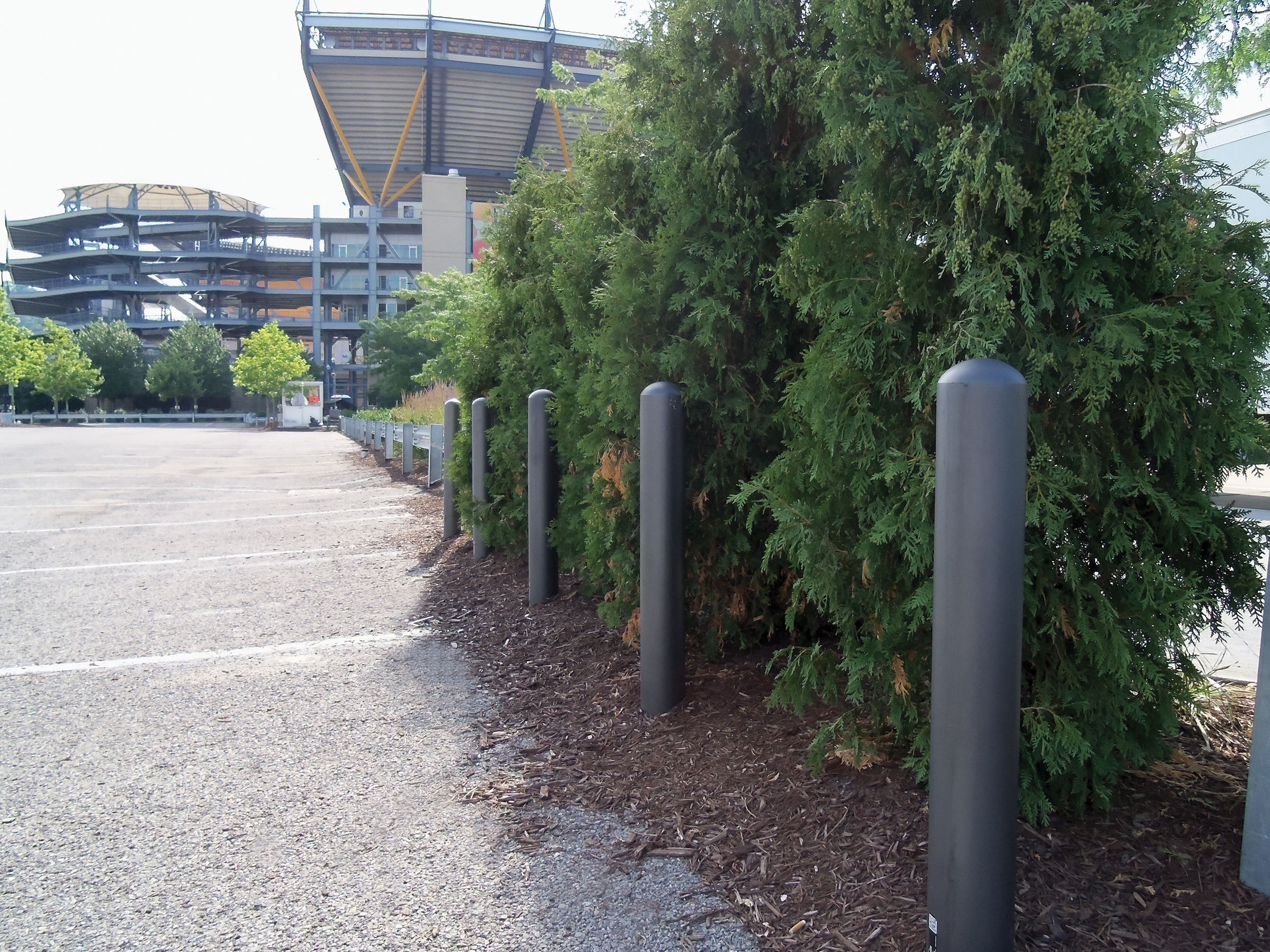 Grove Straight Bollard Anthracite Entertainment Stadium
