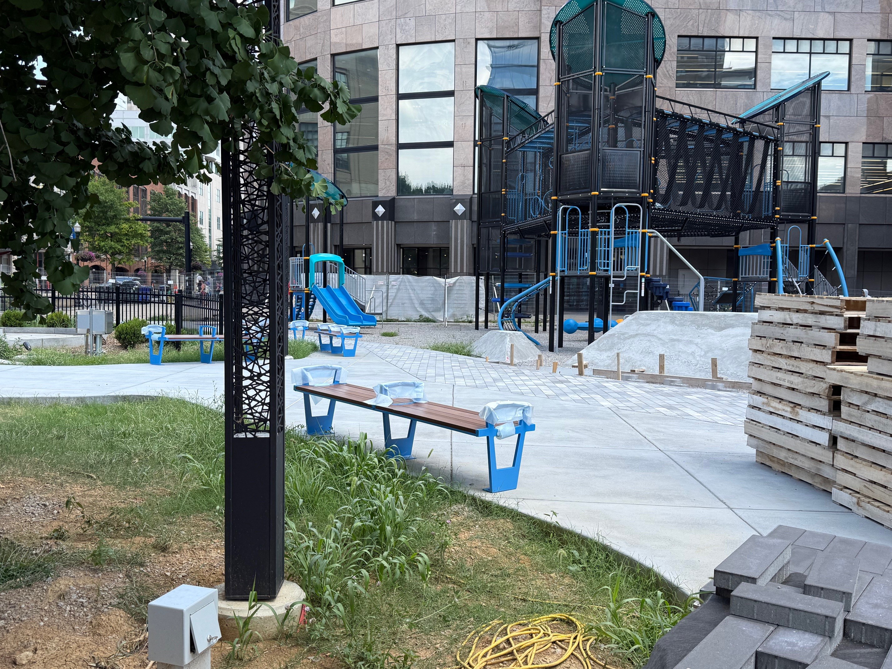 Creekview Bench With Back Centerarm 6Ft Customblue WGA Phoenixpark Lexingtonky Elementdesignspec Oconstruction4