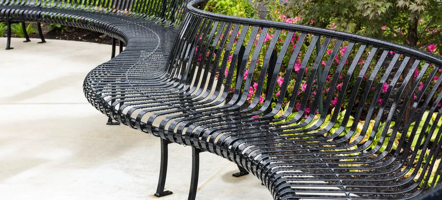 Pullman Bench With Back Custom Curve Glossblack Memphistn