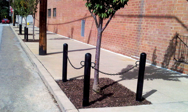 Image 8 Grove Bollard Chainloops