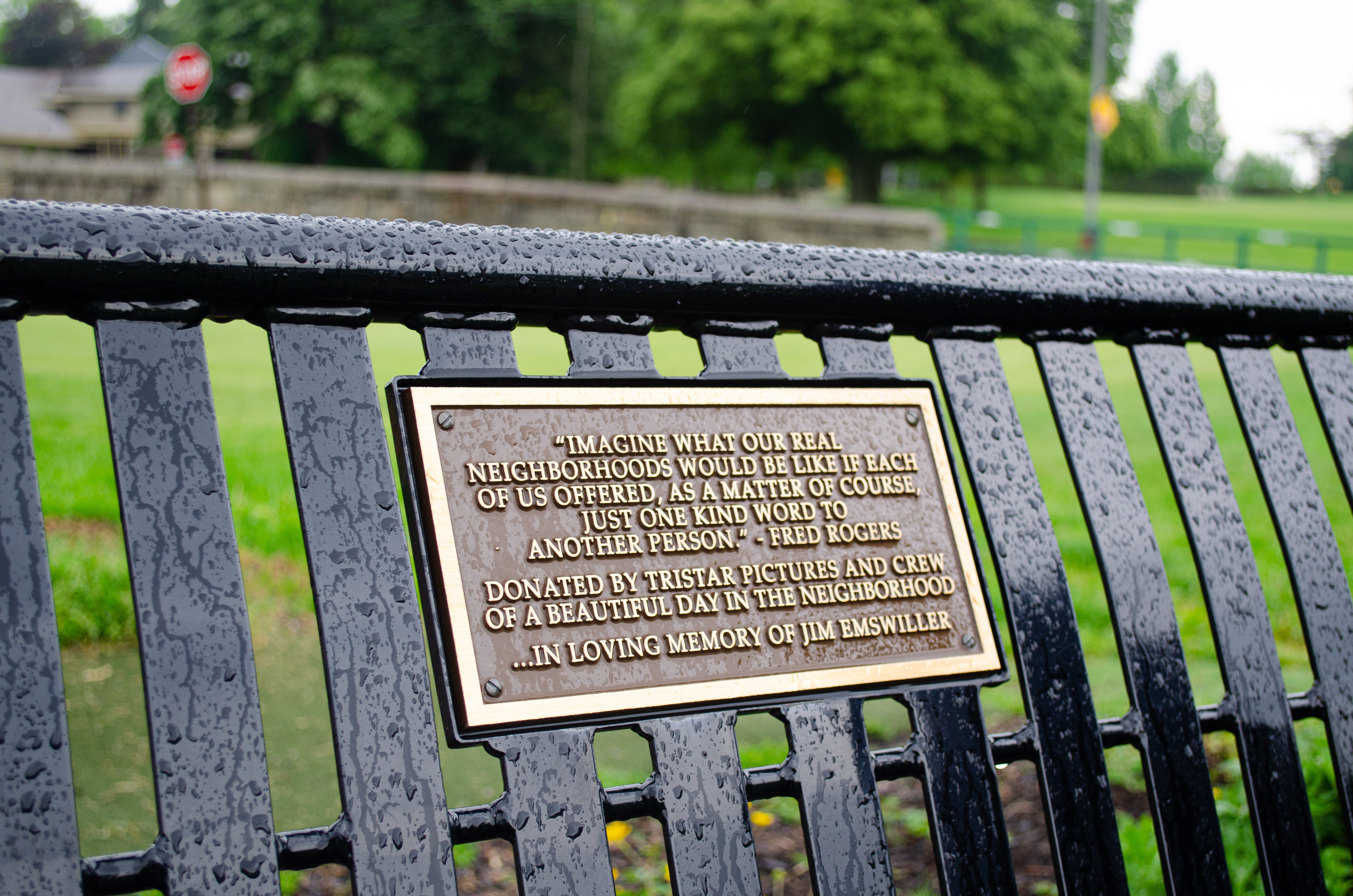 Castbronzeplaque Fredrogersquote Latrobebench Schenleyparkgolfcourse