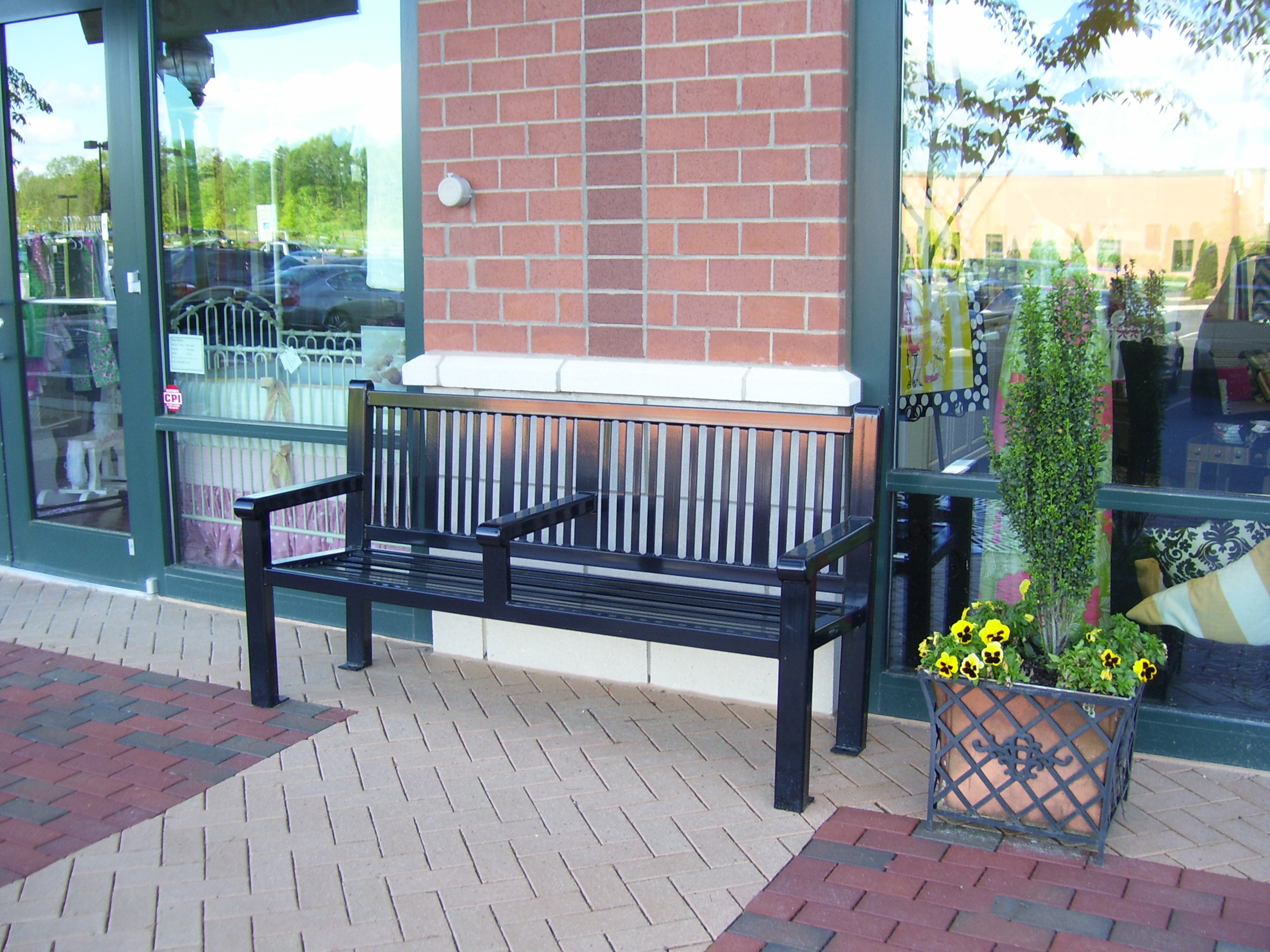 Reading Bench With Back 6Ft Centerarm Glossblack Retail