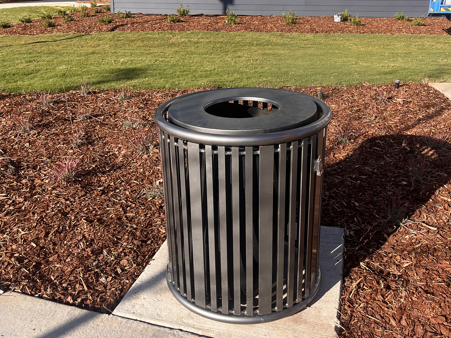 Reading Litter Receptacle With Door Chromite Residential Apartments Huntsvilleal