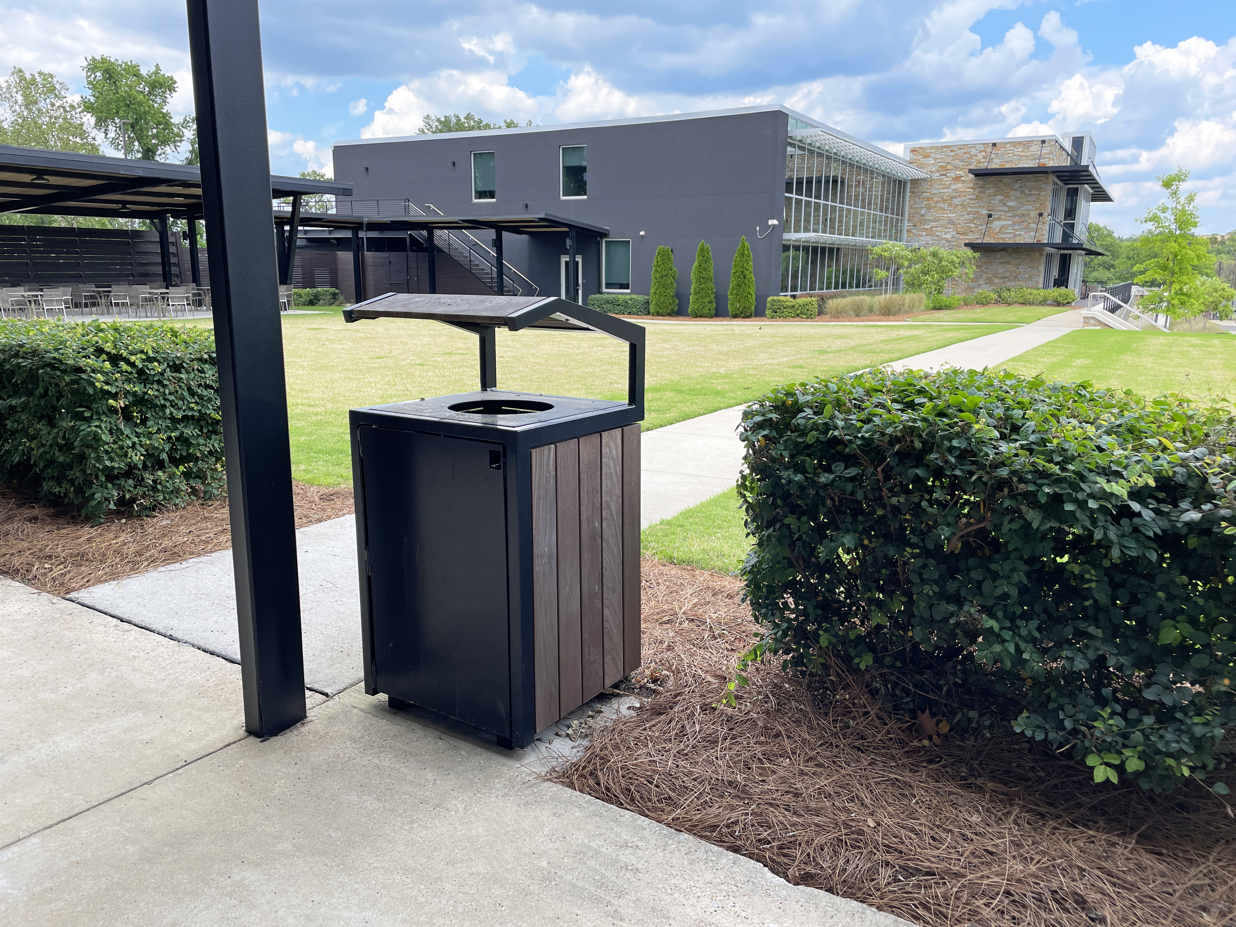 Creekview Litter Receptacle 32Gal Glossblack Ipe Corporate Birminghamal