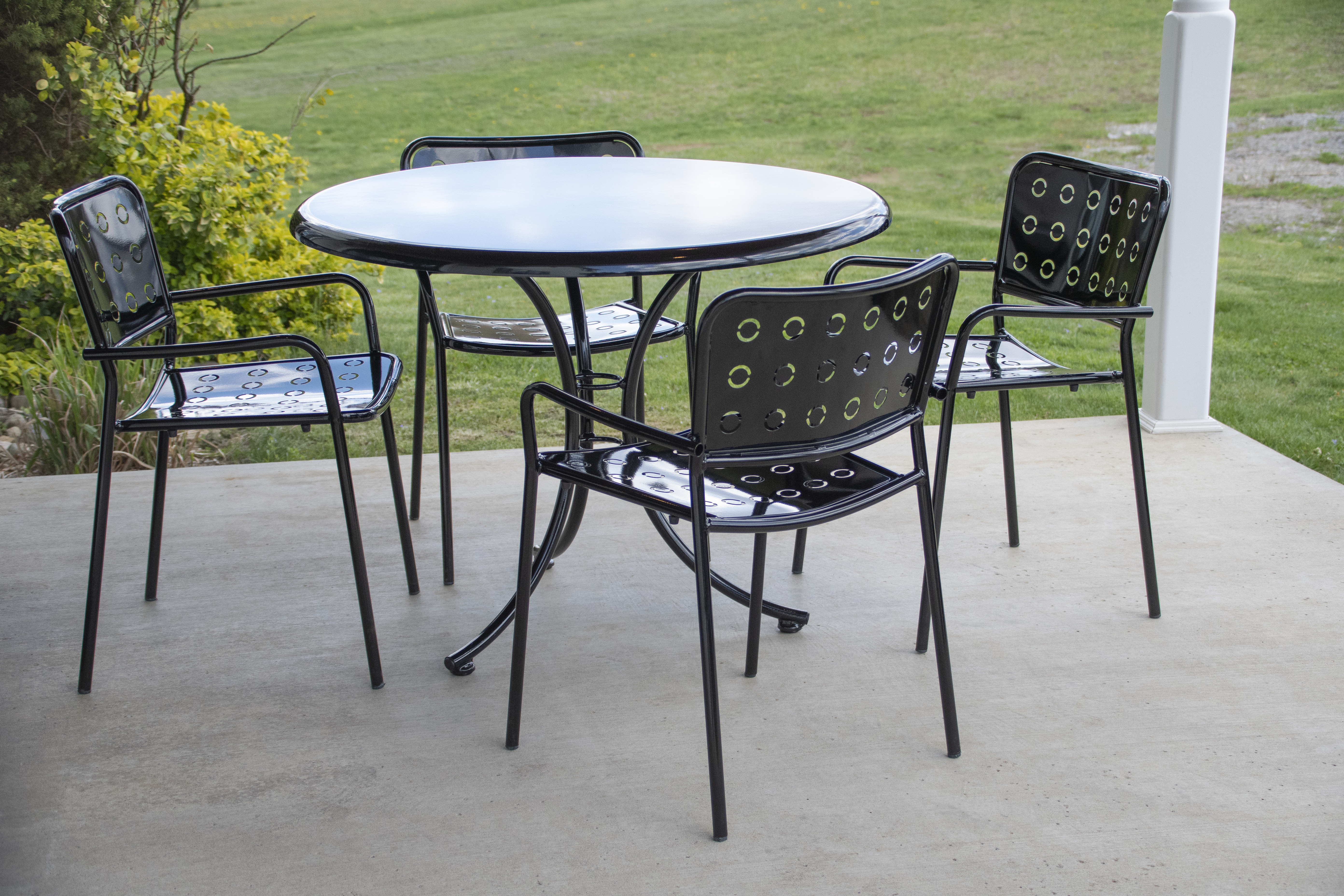 Mango Stackable Chair Glossblack Courtyardtable Glossblack Residential Patio