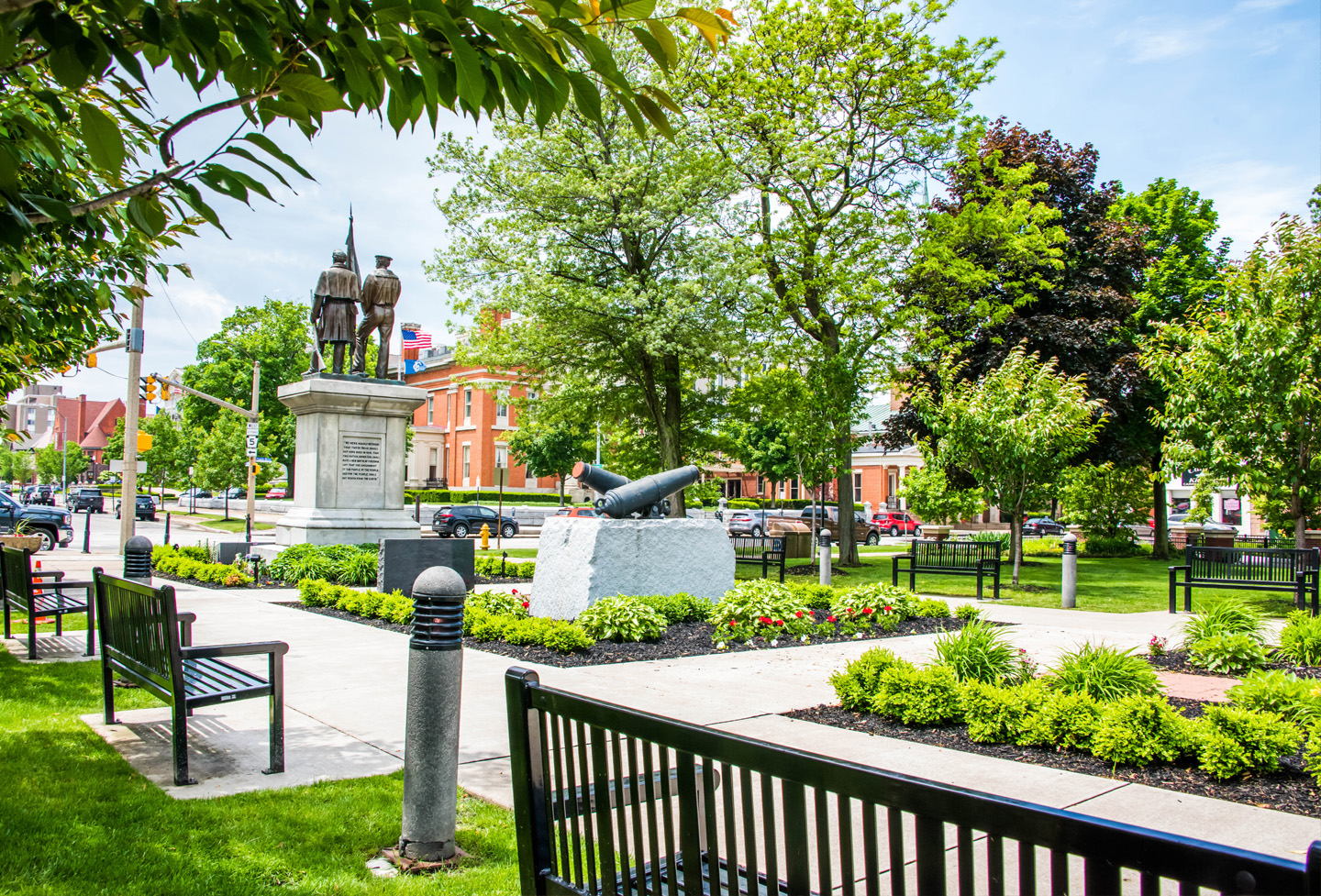 Reading Benches Publicpark Eriepa