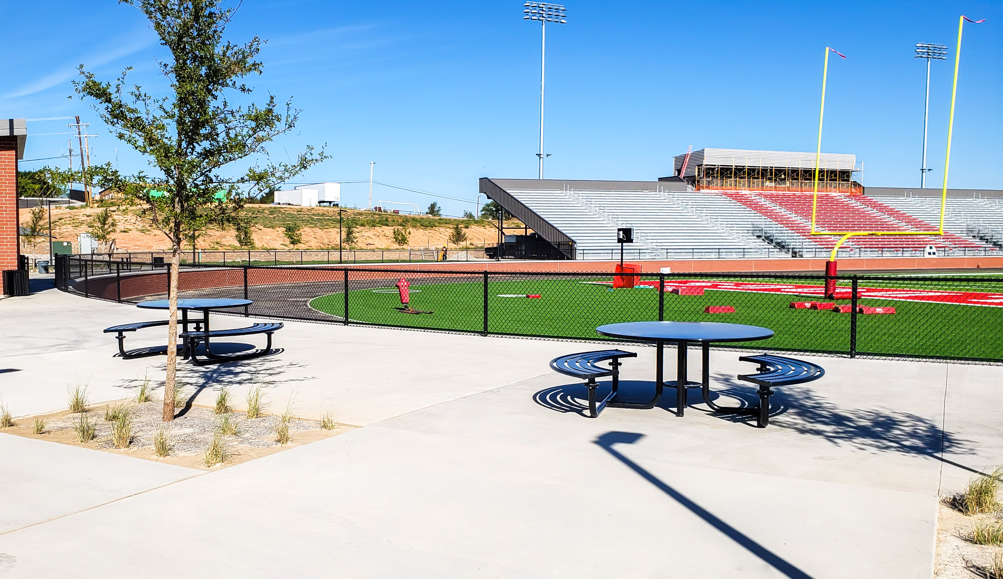 Penn Curved Table Set 60In Glossblack Education Stadium Borger TX