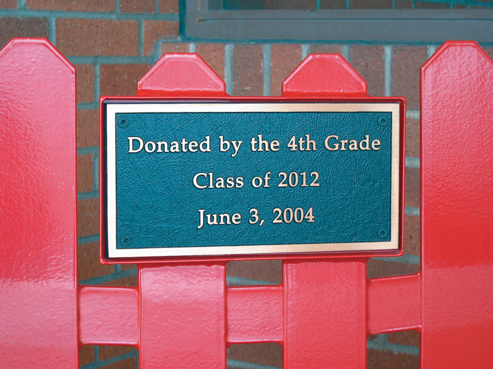 Fenwick Bench Americanred Plaque