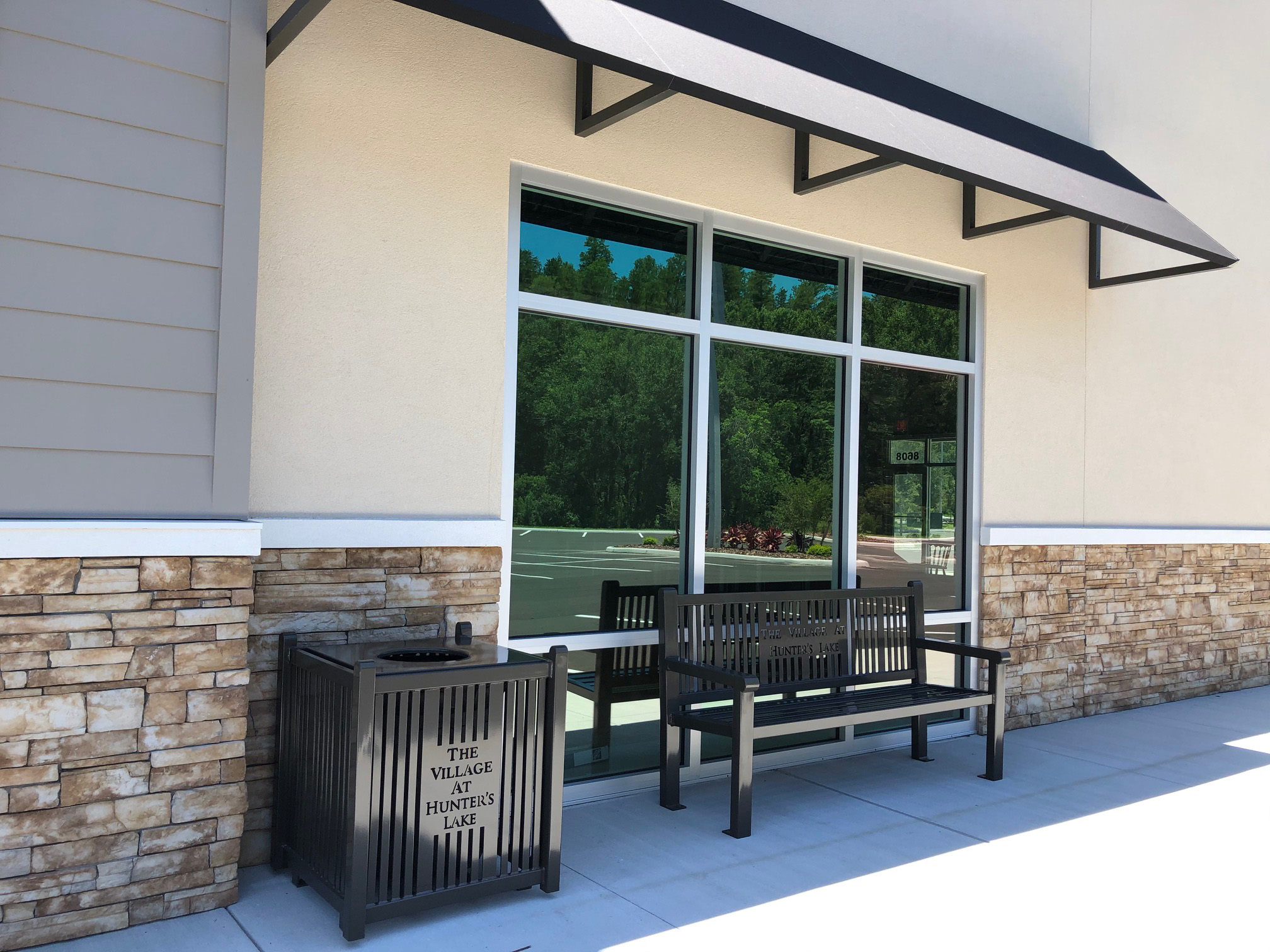 Reading Bench With Back 6Ft Lasercut Reading Square Litter Receptacle 32Gal Bronze Retail Tampafl