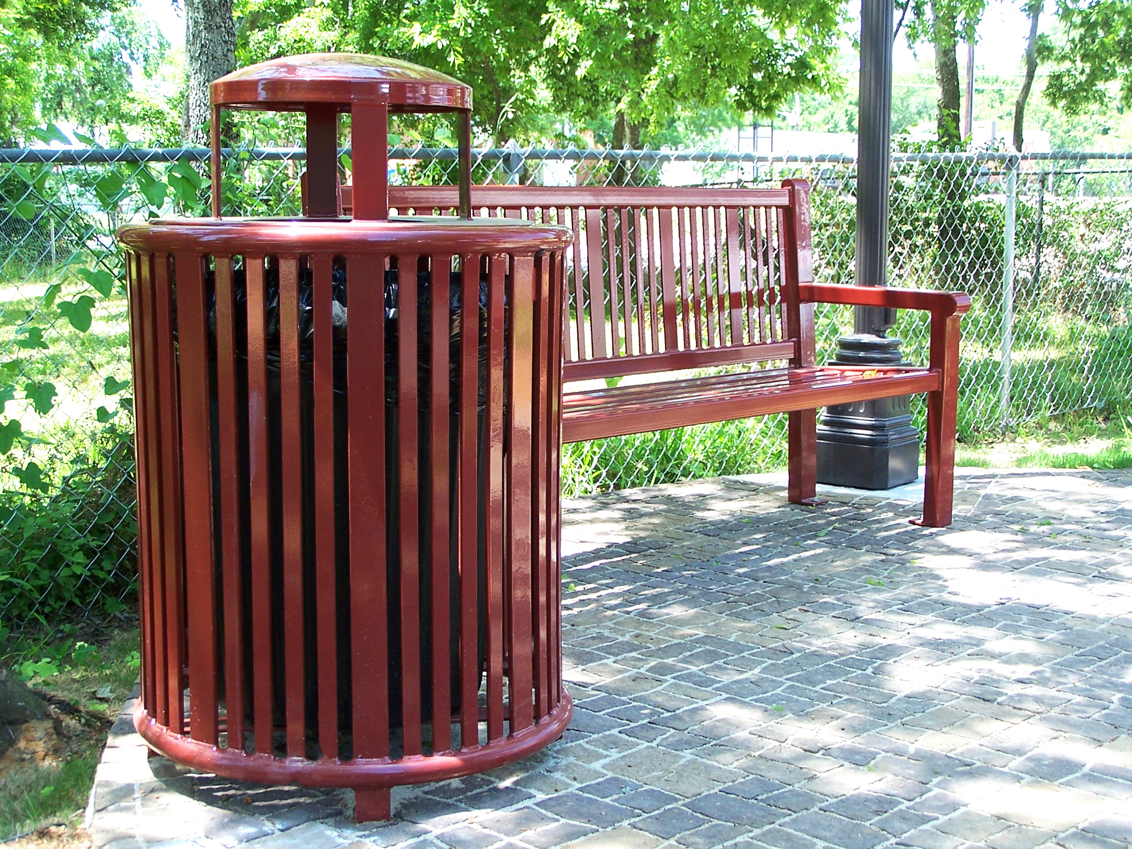 Reading Litter Receptacle 32Gal Elevatedlid Reading Bench With Back Customred Municipal Park Magnoliatx