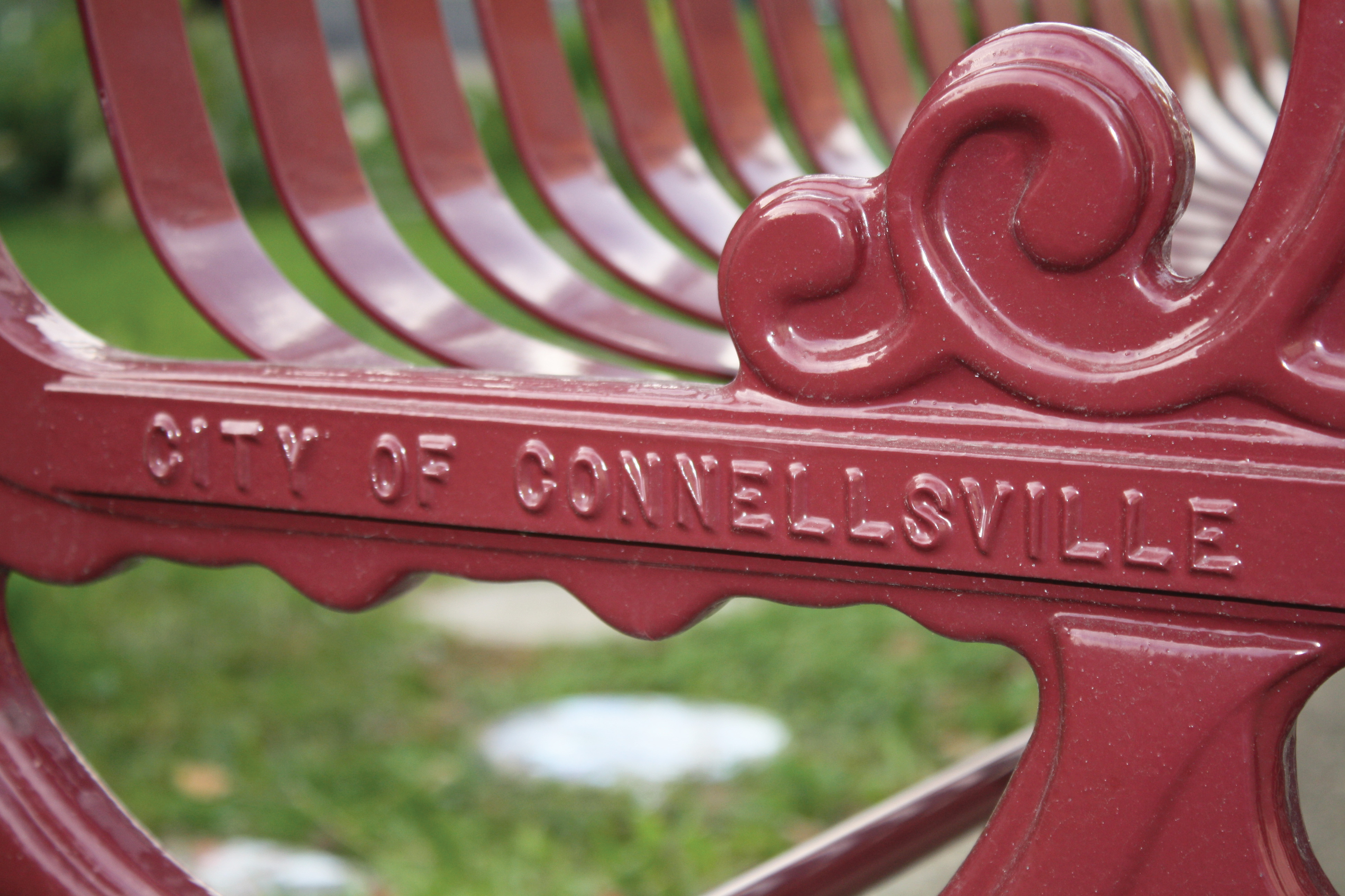 Lamplighter Bench With Back Closeup Castnameplate Burgundy