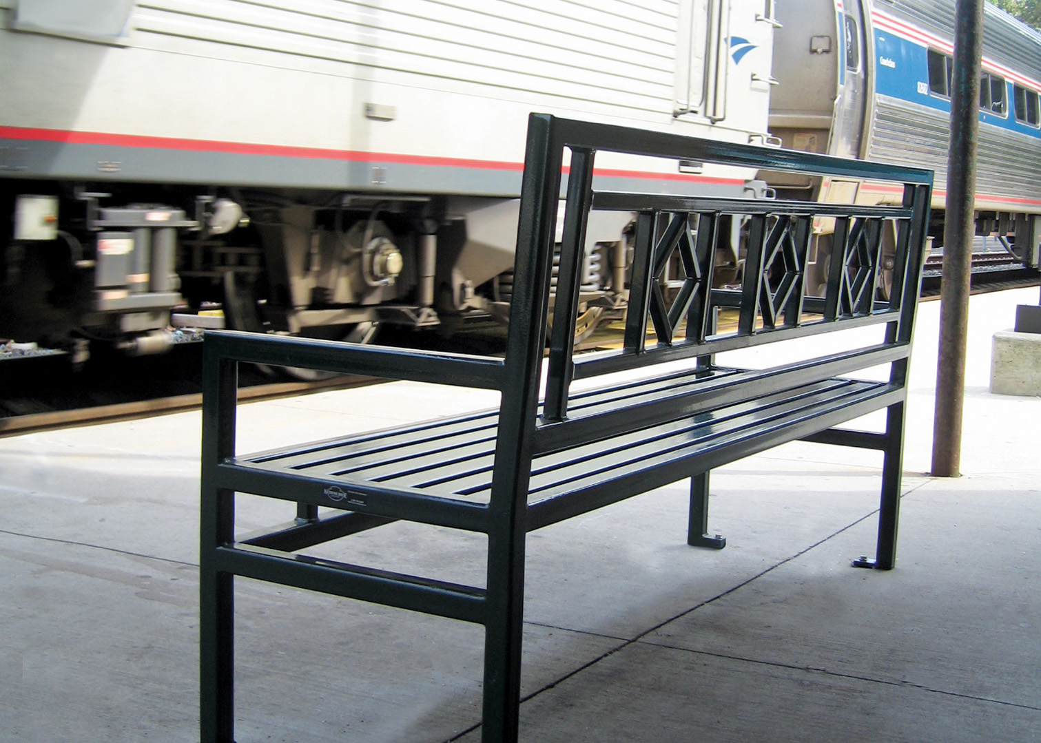 Artisan Bench With Back 6Ft Huntergreen Municipal Trainstation