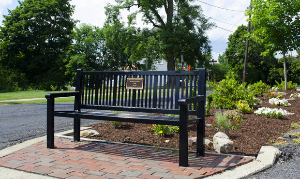 Image 11 Reading Bench