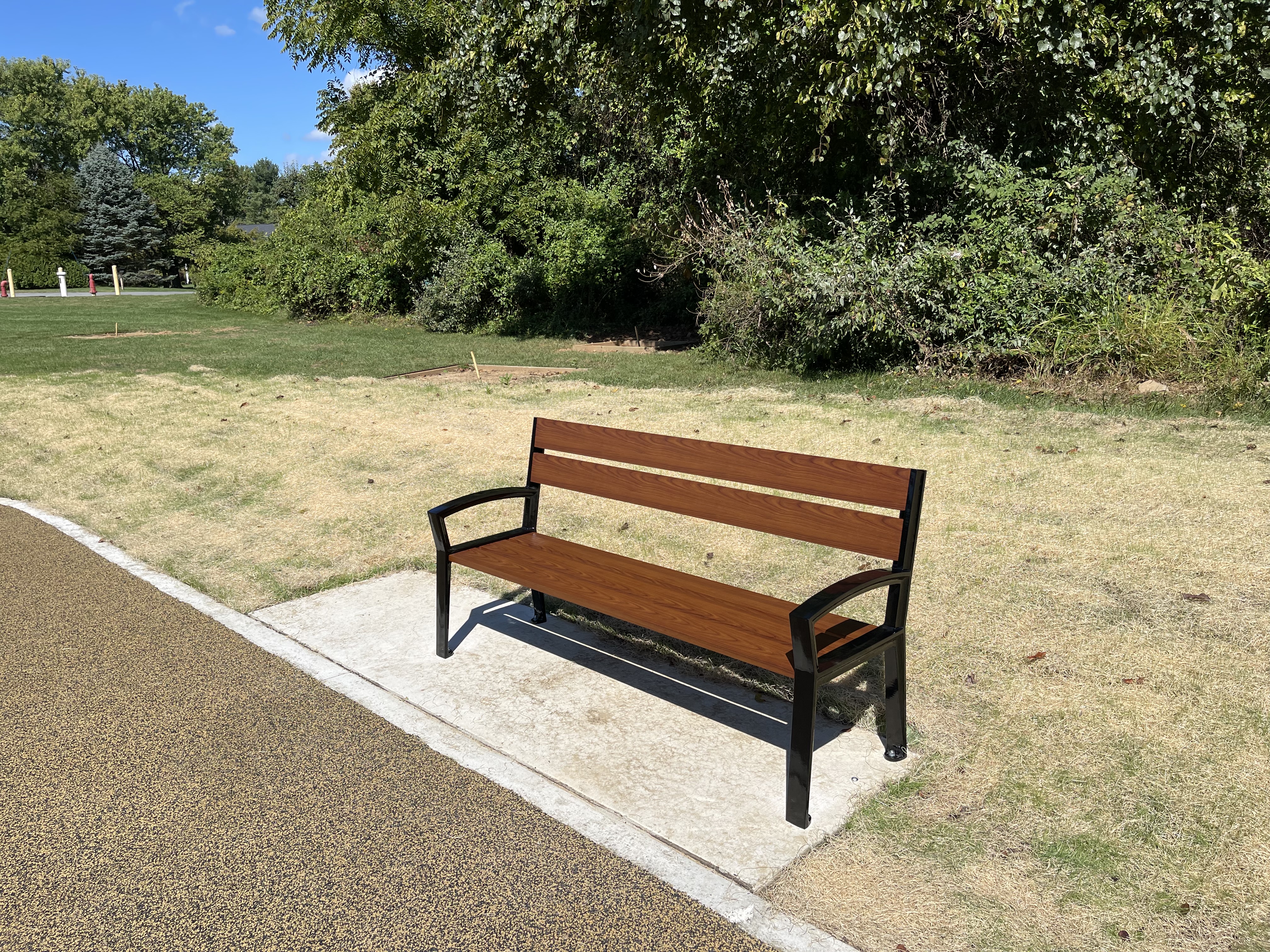 Everett Bench With Back 6Ft Glossblack Woodgrainaluminum Cherryflame Municipal Park Howardcountymd