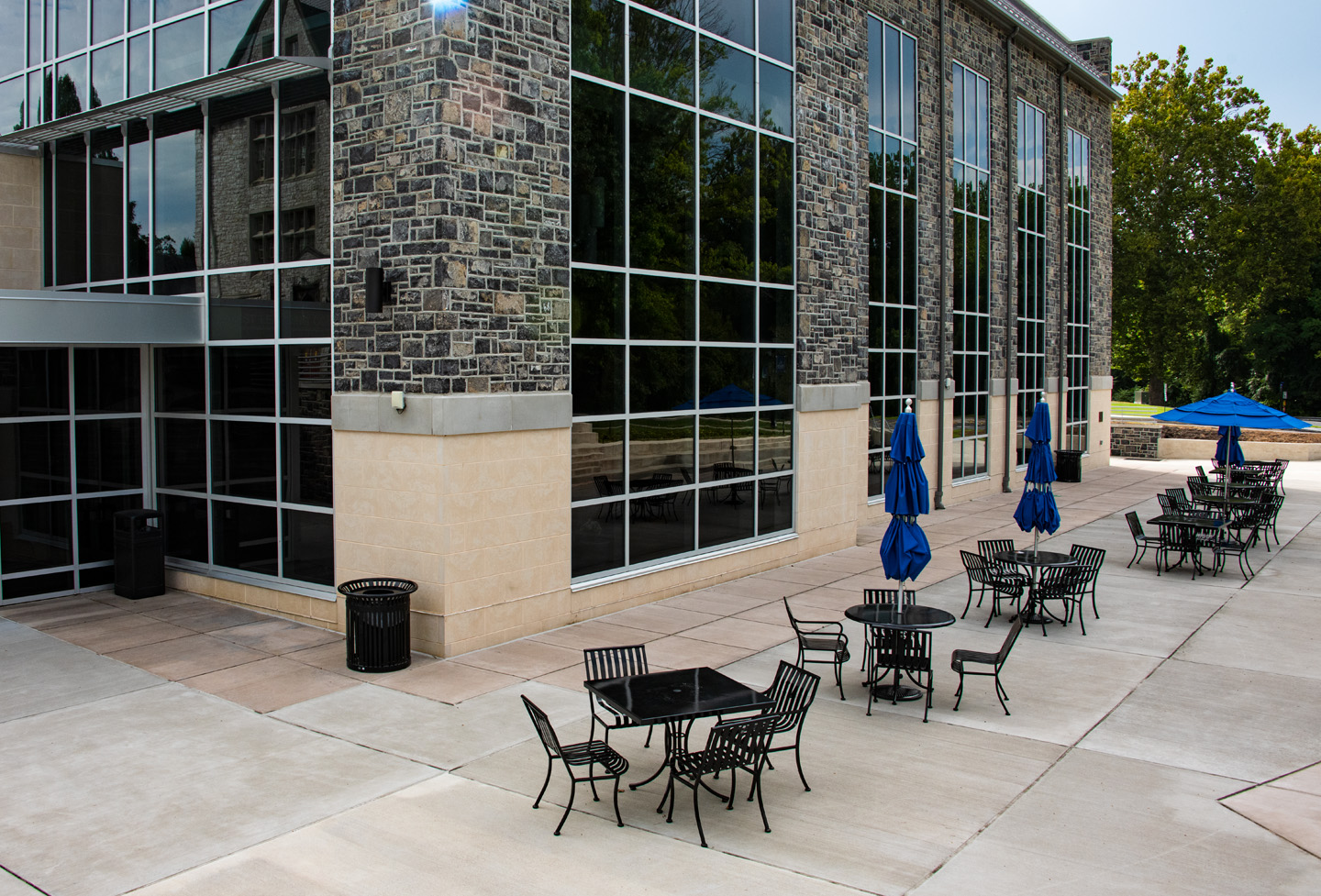 Courtyard Table Sets University Campus