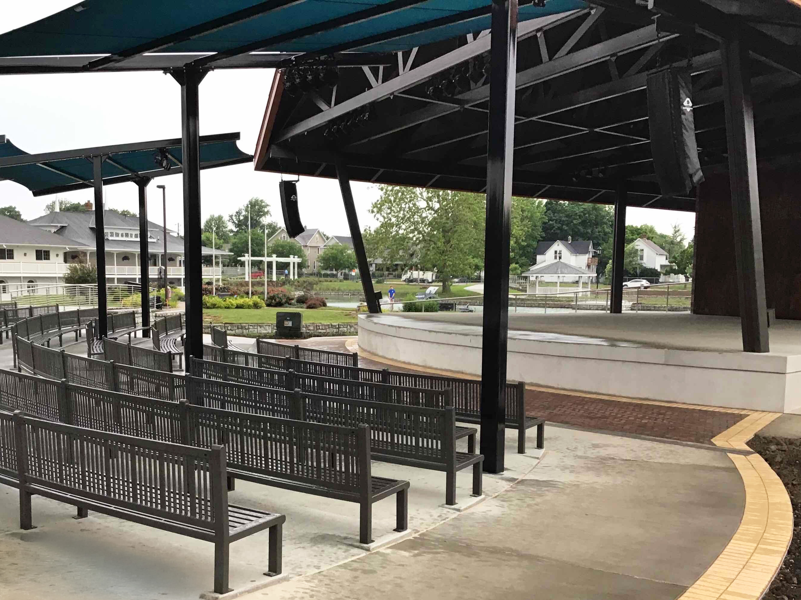 RE26CU Custom Amphitheater Lafayettein 4 Copy