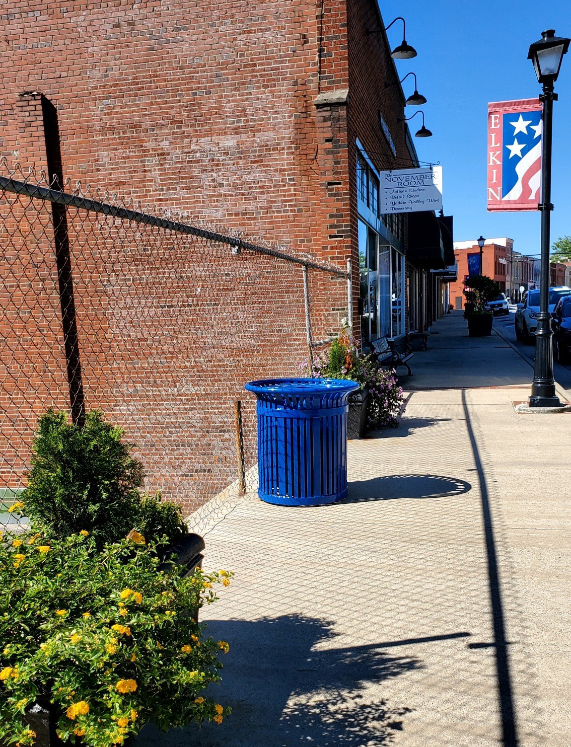 Midtown Litter Receptacle 32Gal Nantucketblue Municipal Streetscape Elkinnc