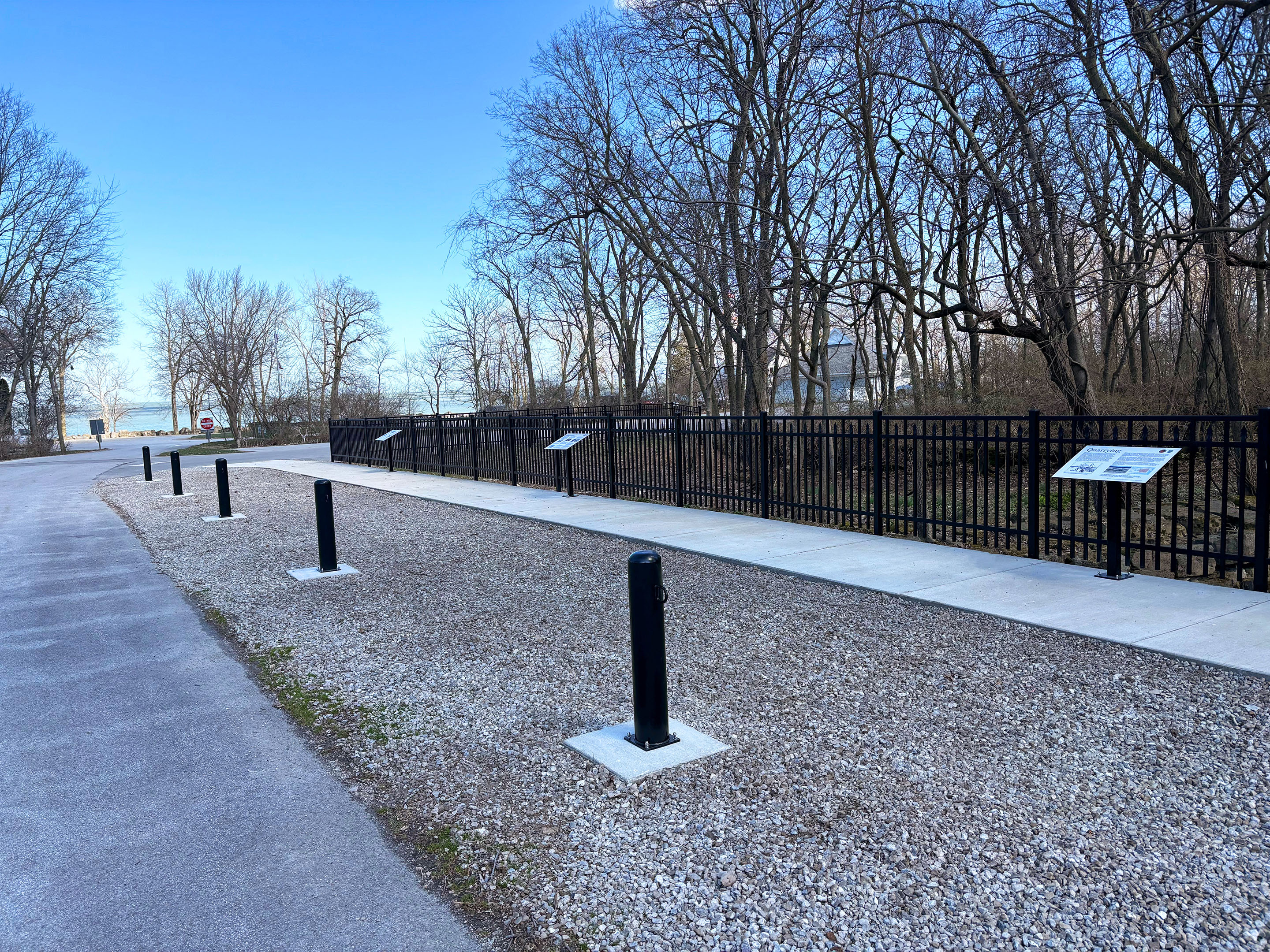Harbor Bollard 2 Chain Loops Glossblack Municipal Lakesideoh