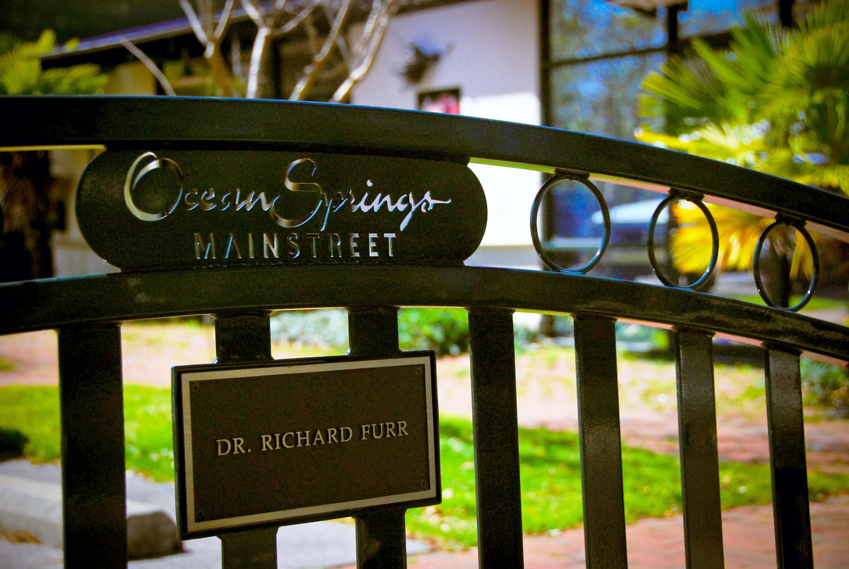 Atlanta Bench With Back 6Ft Glossblack Lasercut Plaque Municpal Mainstreet Oceanspringsms