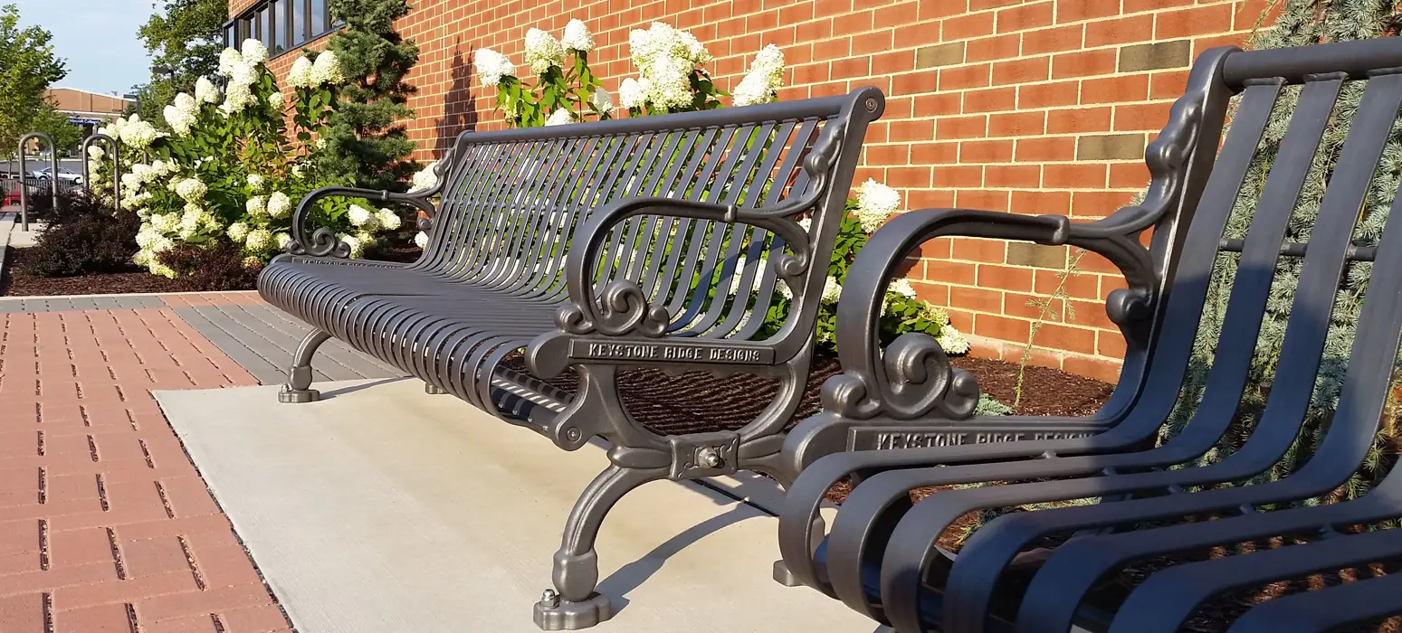 lamplighter-bench-with-back-bronze-municipality-Blog1.jpg
