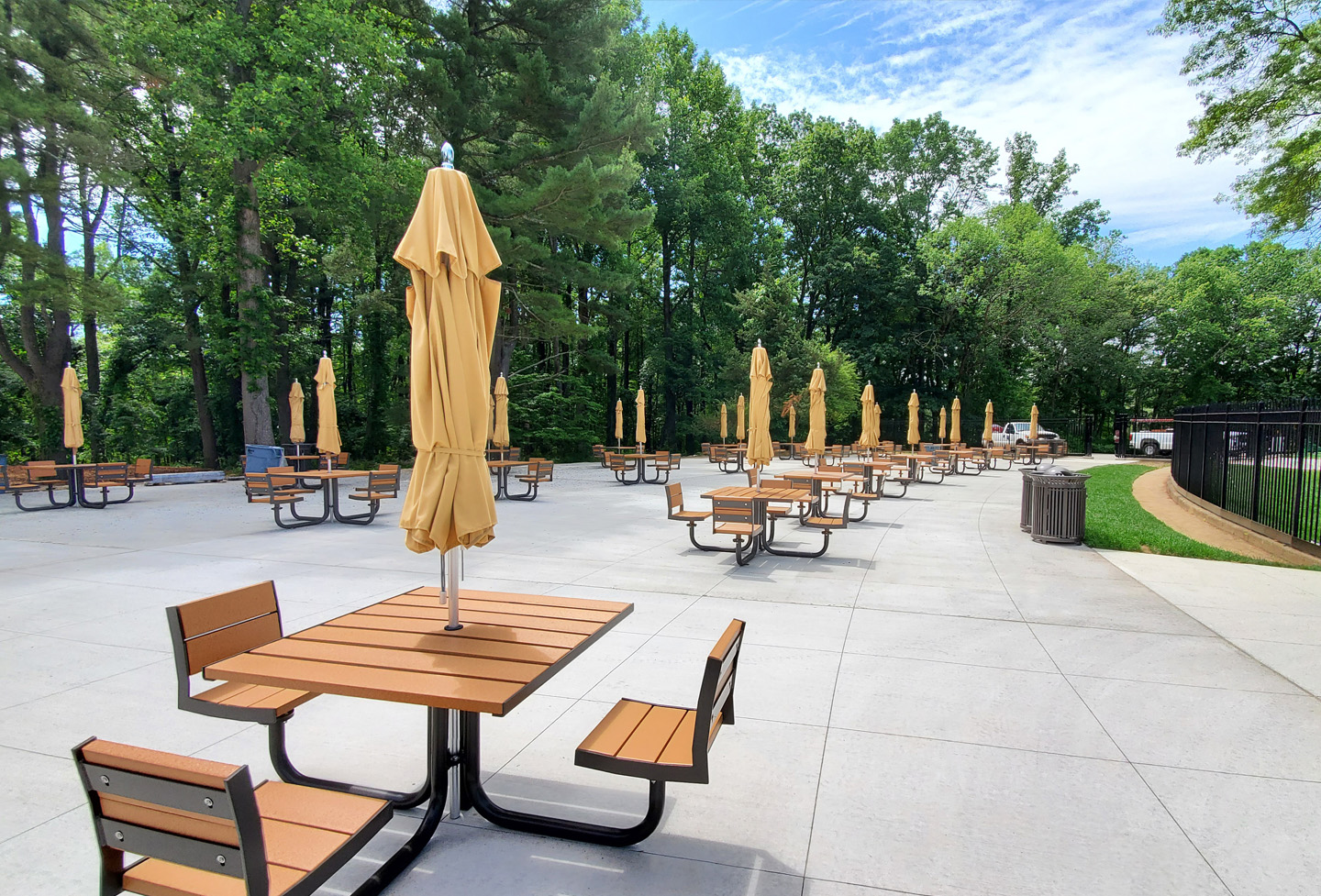 Creekview Table Sets Park