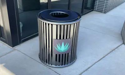 Reading 32 Gallon Litter Receptacle Keyshieldart Logo