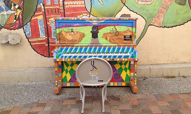 Blog Olivia Chair Artistic Mural