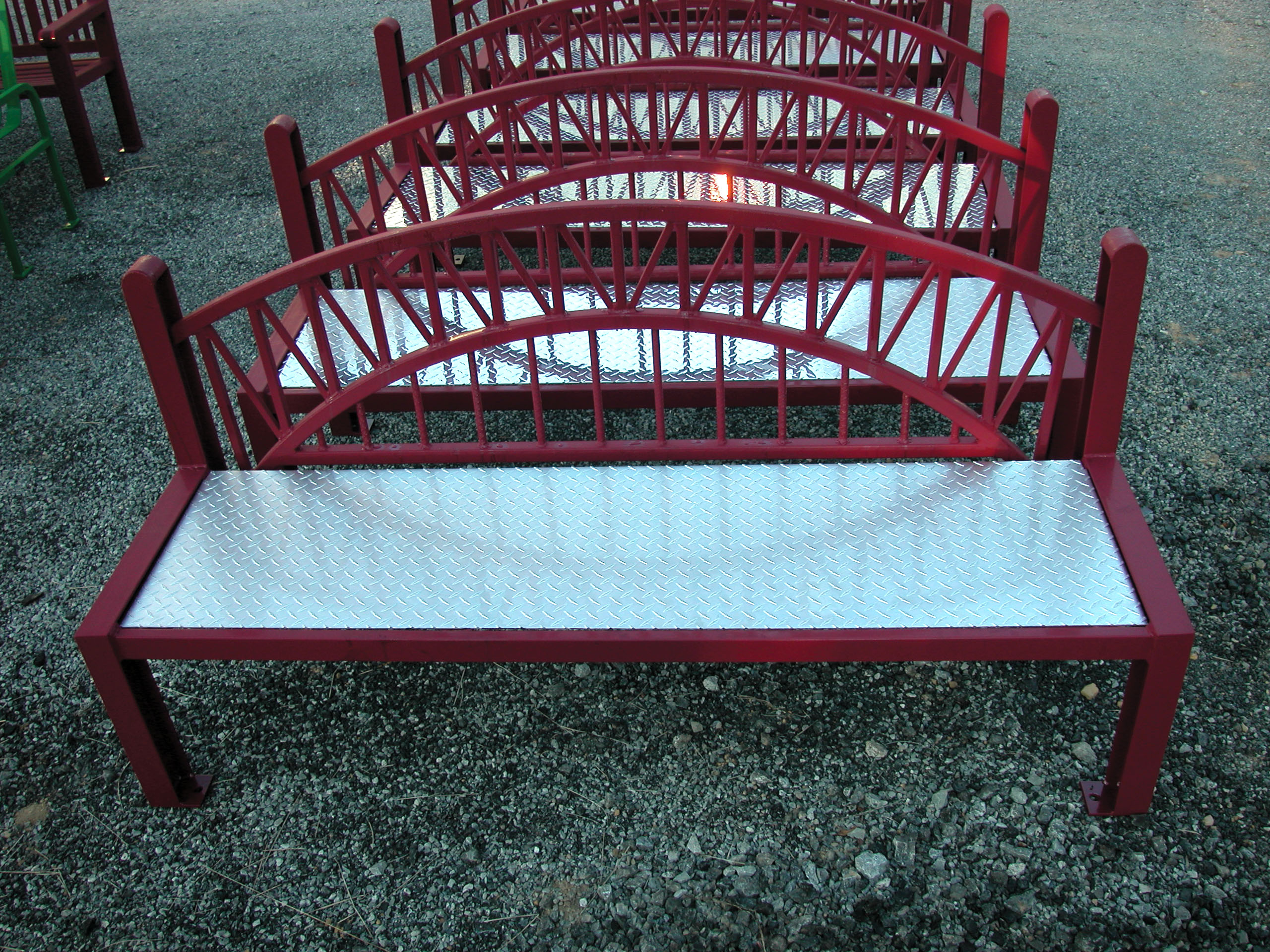 Pylon Bench With Back 6Ft Diamondtread Burgundy Parkinglot
