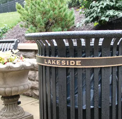 MT Litter With Lakeside Plaque Copy